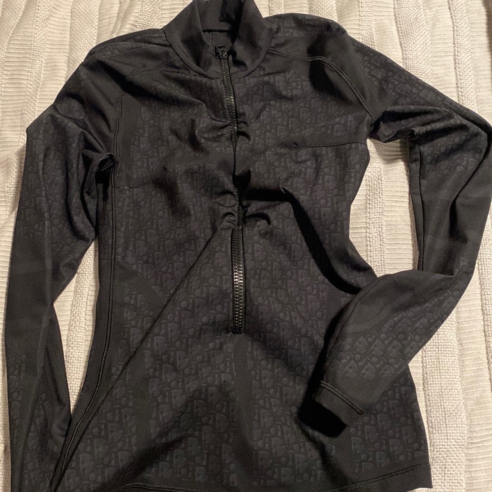 Dior zipper base layer